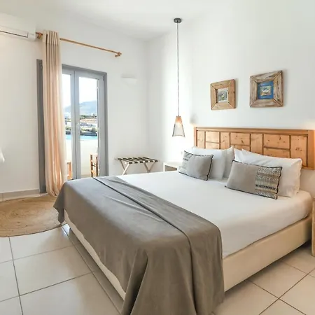 Hotel Paros Bay 4*