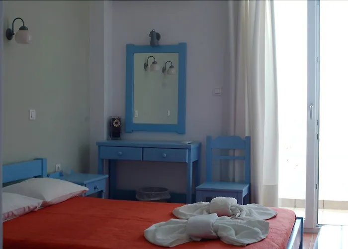 Paros Bay Parasporos