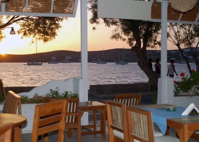 Paros Bay Hotel Parasporos